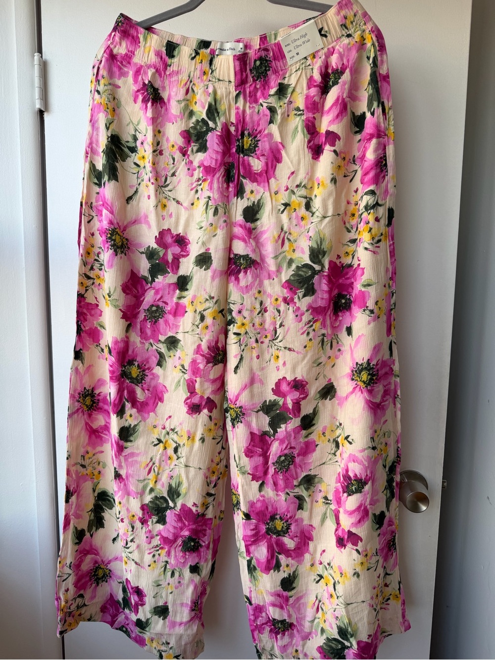 Abercrombie & Fitch Pink Floral Wide-Leg Pants on Cream